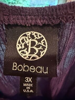 bobeau Purple Women's Blouse Top with cut out sleeves. Lace bottom trim.
